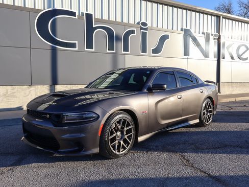 Used 2019 Dodge Charger Scat Pack w/ Plus Group image 1