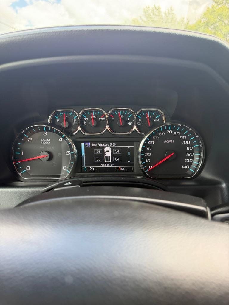 Used 2017 GMC Sierra 2500 SLT w/ Suspension Package, Off-Road AWD/4WD image 15