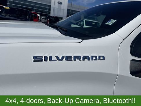 Used 2023 Chevrolet Silverado 1500 LT AWD/4WD image 12