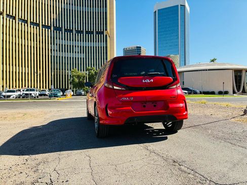 Used 2022 Kia Soul GT-Line FWD image 17
