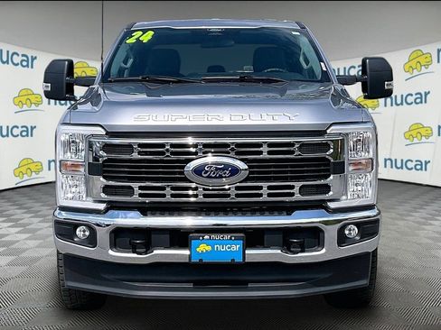 Used 2024 Ford F250 XLT AWD/4WD image 2