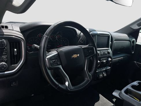 Used 2022 Chevrolet Silverado 1500 RST w/ Redline Edition AWD/4WD image 9