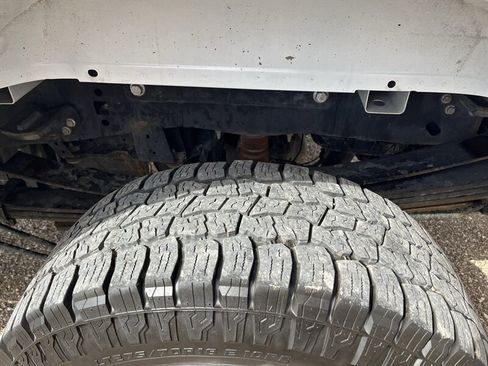 Used 2018 Ford F350 XLT w/ XLT Value Package image 9