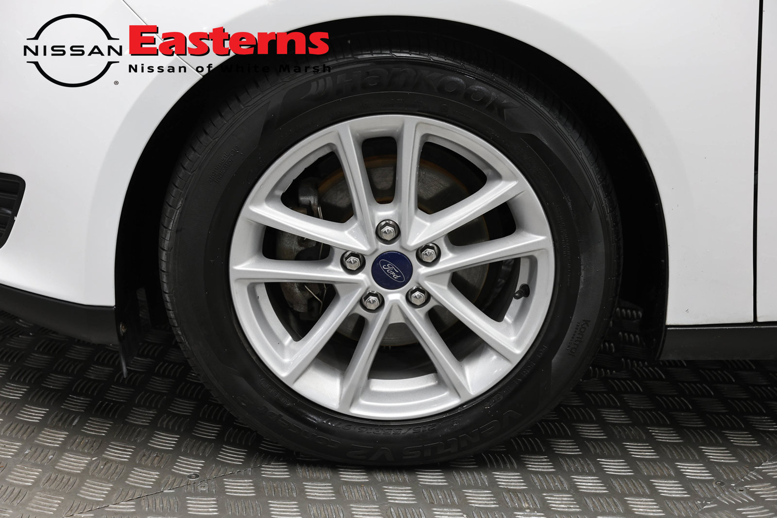 Used 2018 Ford Focus SE w/ Cold Weather Package FWD image 31