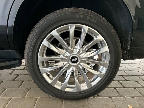 Used 2024 Cadillac Escalade Premium Luxury image 50