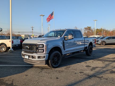 New 2026 Ford F350 Lariat w/ Black Appearance Package AWD/4WD image 4