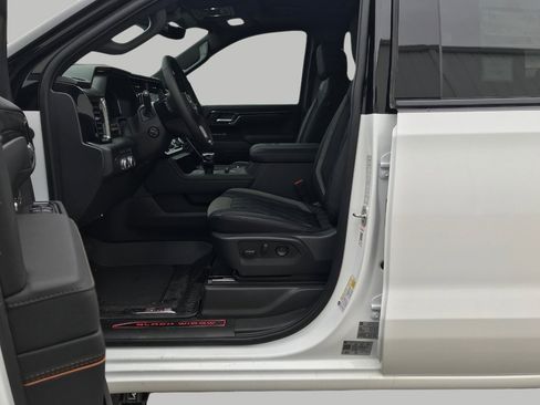 New 2026 GMC Sierra 1500 AT4 w/ AT4 Premium Package AWD/4WD image 7