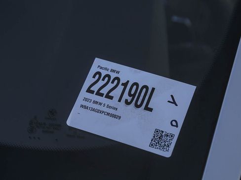 Certified 2023 BMW 530e w/ Convenience Package RWD image 25