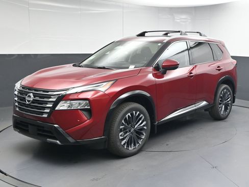 New 2026 Nissan Rogue Platinum w/ Platinum Premium Package image 4