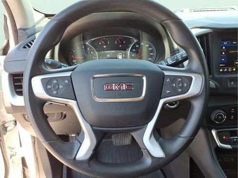 Used 2023 GMC Terrain SLE AWD/4WD image 22