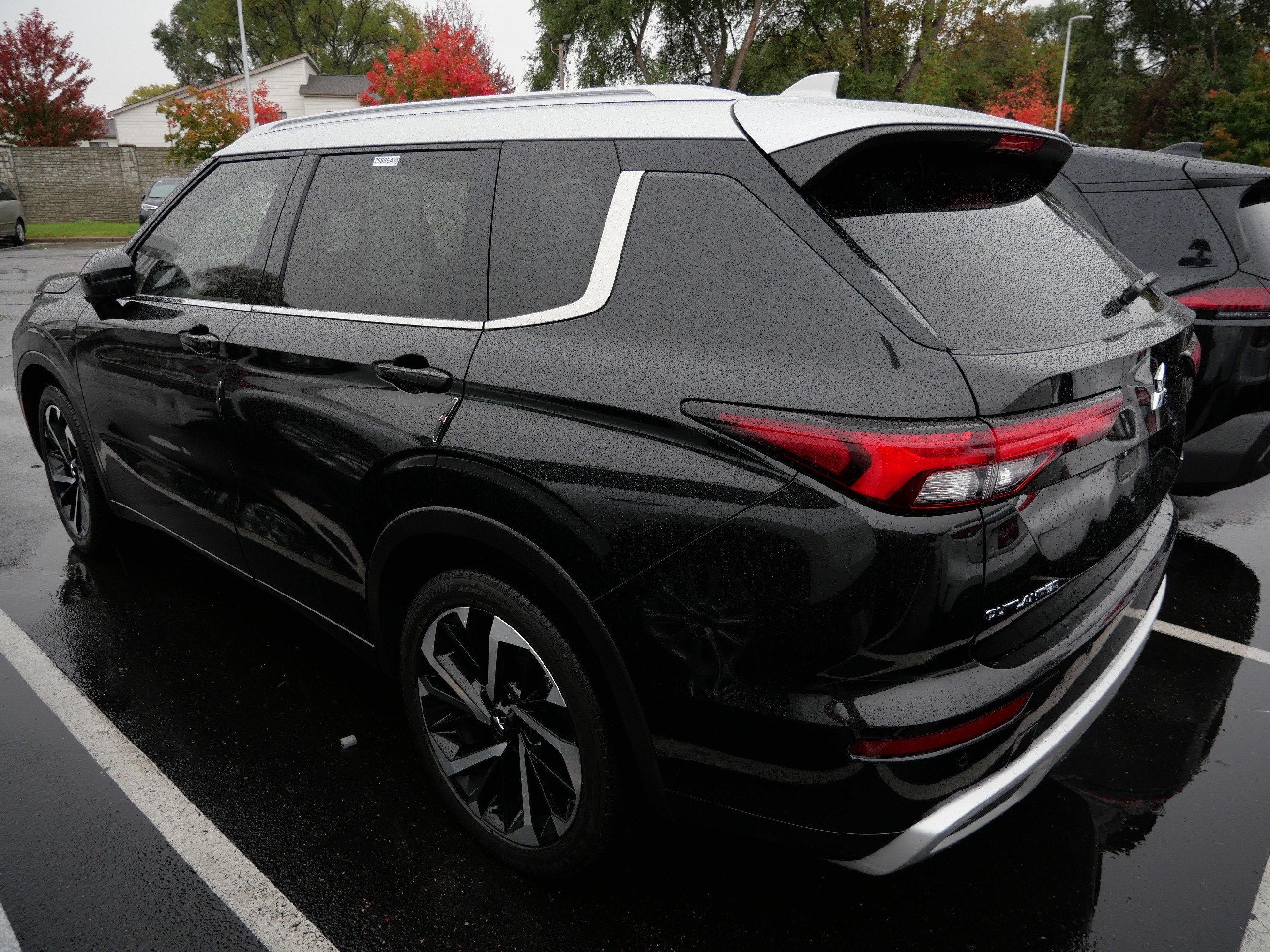 Used 2024 Mitsubishi Outlander SEL Black Edition AWD/4WD image 8