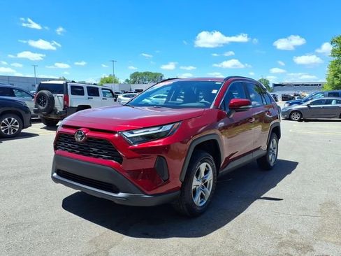 Certified 2024 Toyota RAV4 XLE w/ Convenience Package AWD/4WD image 3