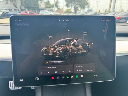 Used 2022 Tesla Model 3 Performance AWD/4WD image 18