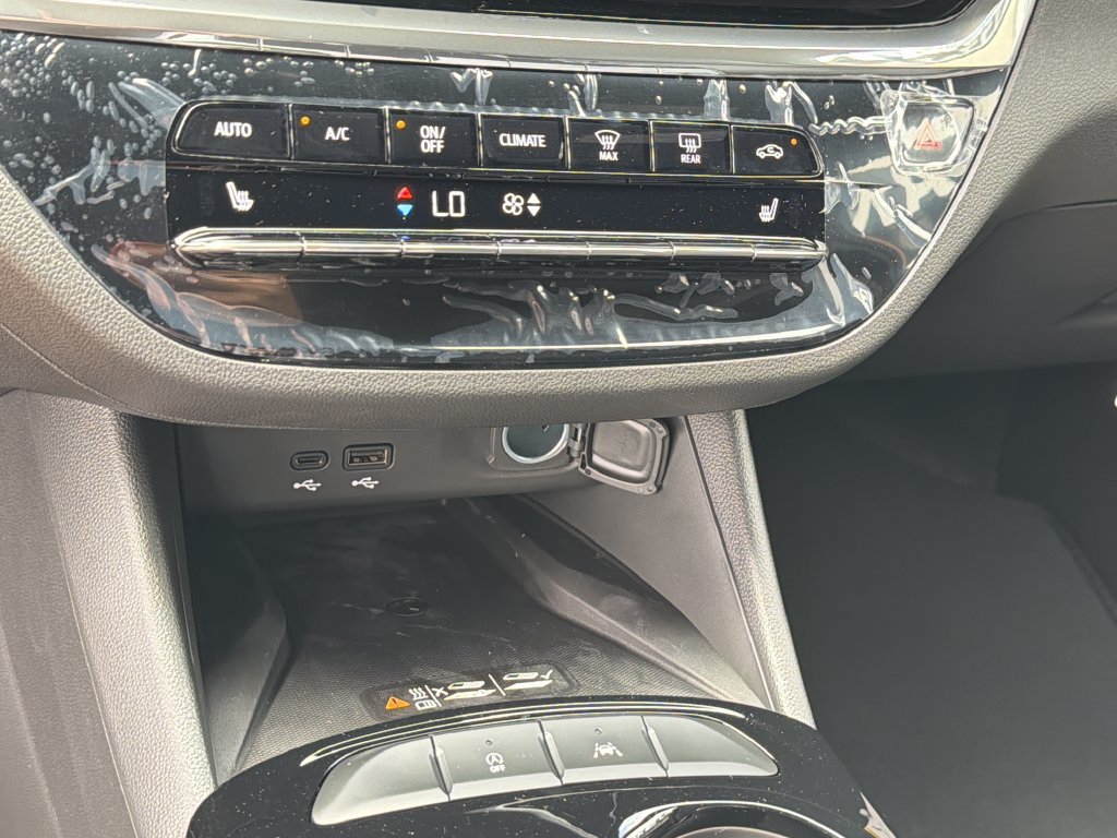 New 2026 Buick Envista Avenir FWD image 24