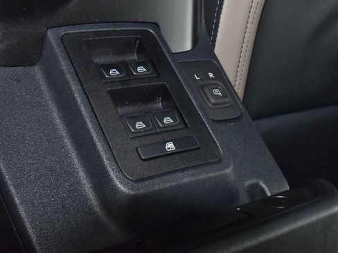Certified 2022 Ford Bronco Wildtrak AWD/4WD image 35