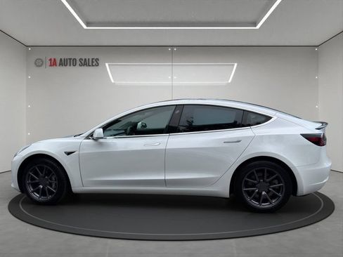 Used 2019 Tesla Model 3 Standard Range Plus RWD image 2