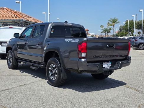 Used 2019 Toyota Tacoma TRD Off-Road w/ Technology Package AWD/4WD image 6