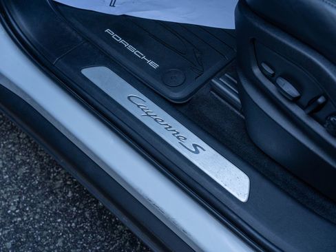 Certified 2023 Porsche Cayenne S image 22