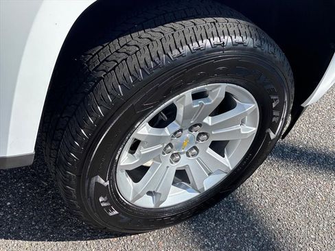 Used 2022 Chevrolet Colorado LT w/ Fleet Safety Package image 28