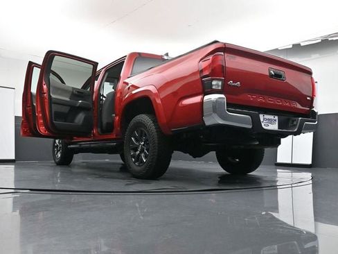 Used 2021 Toyota Tacoma SR5 image 34