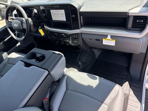 New 2025 Ford F350 XL w/ XL Chrome Package image 23