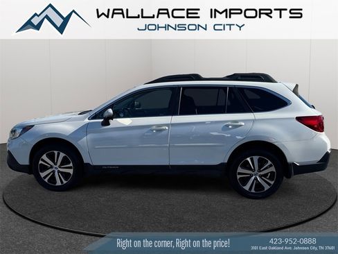 Used 2018 Subaru Outback 2.5i Limited image 1