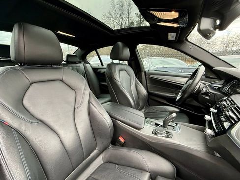 Used 2019 BMW 530i w/ M Sport Package RWD image 26