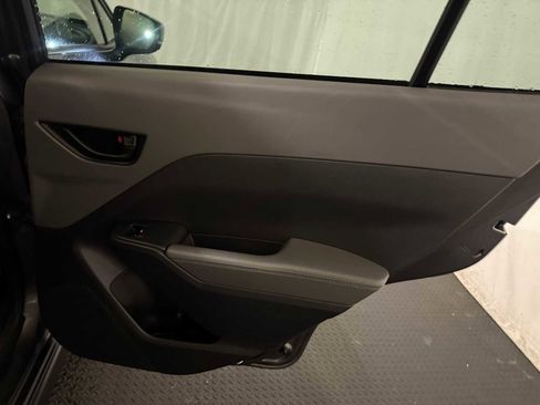 Certified 2024 Subaru Crosstrek 2.0i Premium image 27