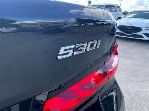 Used 2022 BMW 530i w/ M Sport Package RWD image 28