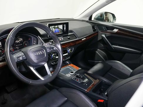 Used 2018 Audi Q5 2.0T Premium Plus w/ Premium Plus Package AWD/4WD image 16