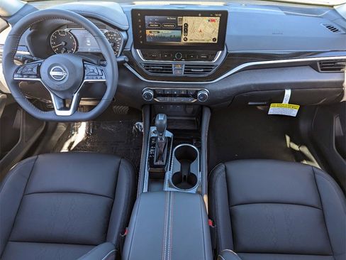 New 2025 Nissan Altima 2.5 SR w/ SR Premium Package image 21