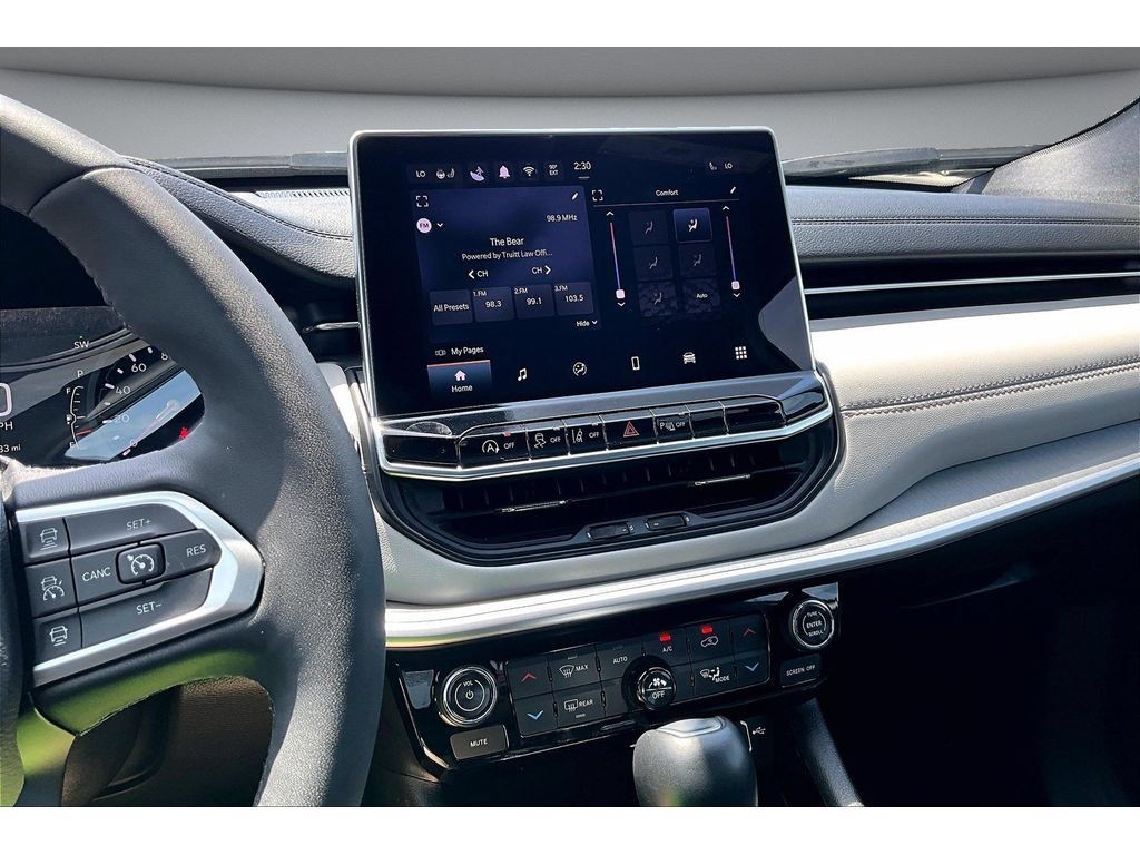 Certified 2026 Jeep Compass Limited AWD/4WD image 9