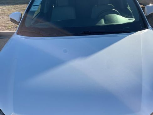 Used 2019 Toyota Highlander LE image 8