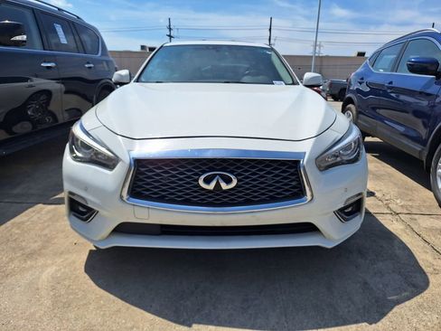 Used 2021 INFINITI Q50 Luxe image 2