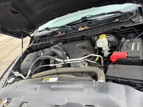 Used 2017 RAM 1500 Express image 24