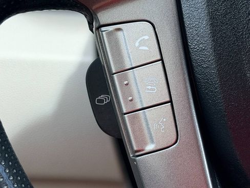 Used 2015 Honda Odyssey LX image 33