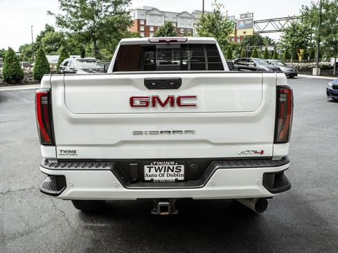 Used 2024 GMC Sierra 2500 AT4 w/ AT4 Preferred Package AWD/4WD image 36