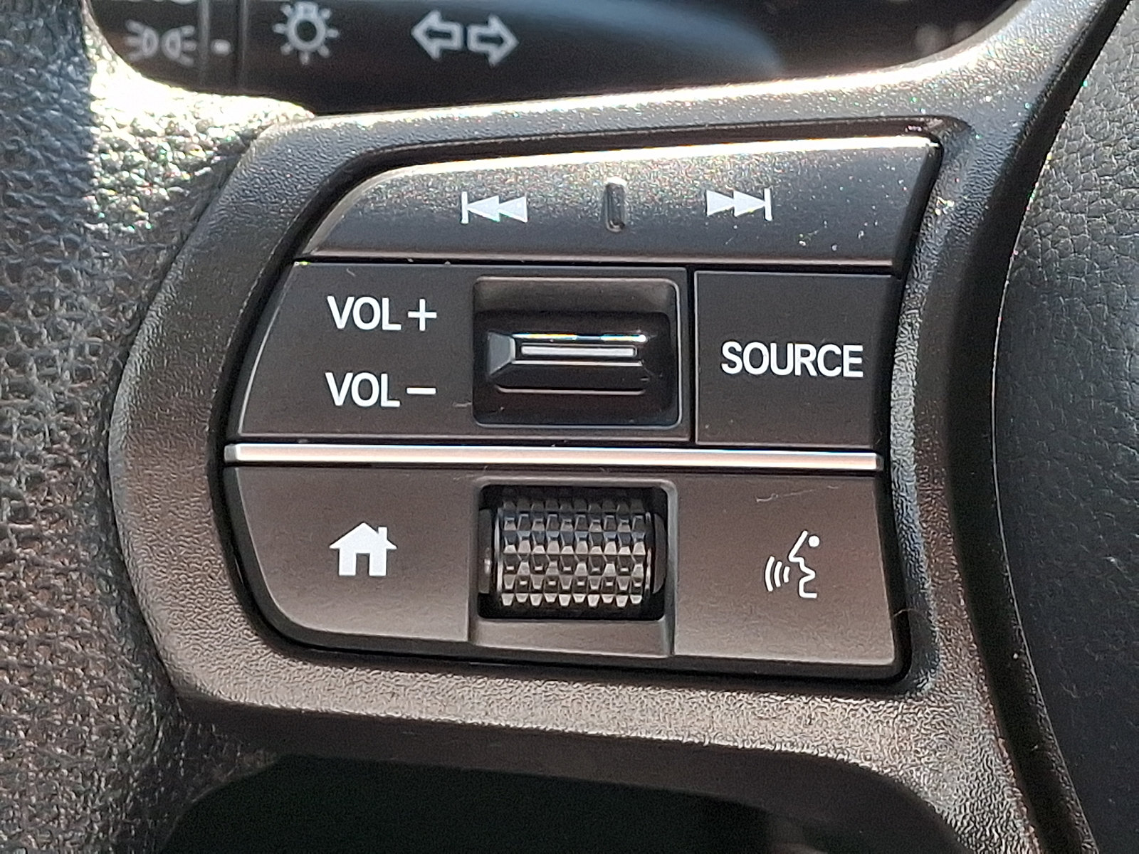 Used 2024 Honda CR-V EX image 22