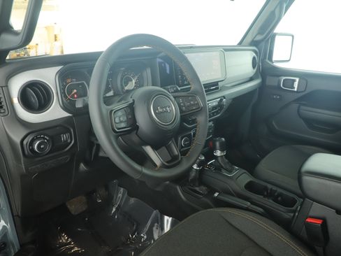 Used 2024 Jeep Wrangler Sport S image 22