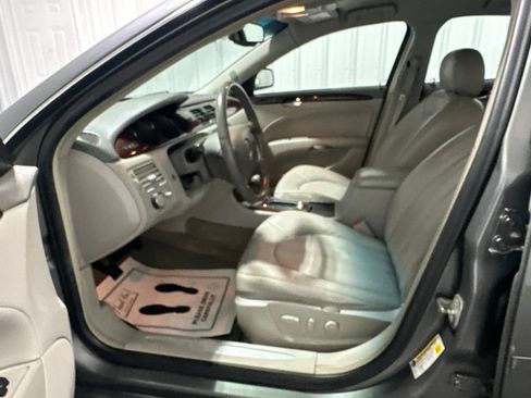 Used 2007 Buick Lucerne CXL w/ Luxury Package FWD image 11