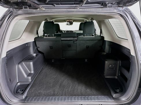 Used 2024 Toyota 4Runner SR5 image 28