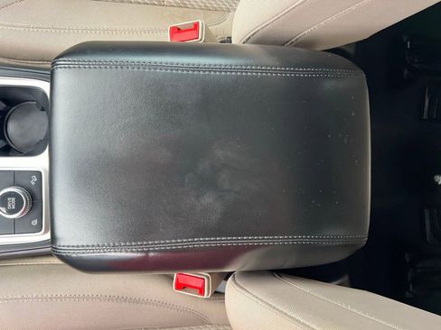 Used 2023 Ford Explorer 4WD image 31