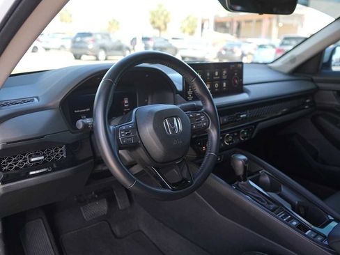 Used 2024 Honda Accord EX-L image 2