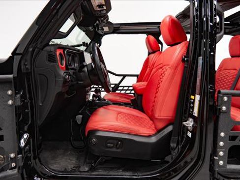 Used 2024 Jeep Wrangler Unlimited Rubicon 392 AWD/4WD image 29