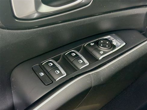 Used 2022 Kia Sorento LX AWD/4WD image 18
