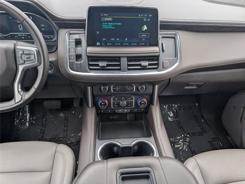 Used 2024 Chevrolet Tahoe LT AWD/4WD image 20