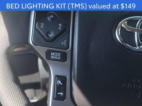 Certified 2021 Toyota Tacoma SR5 AWD/4WD image 5
