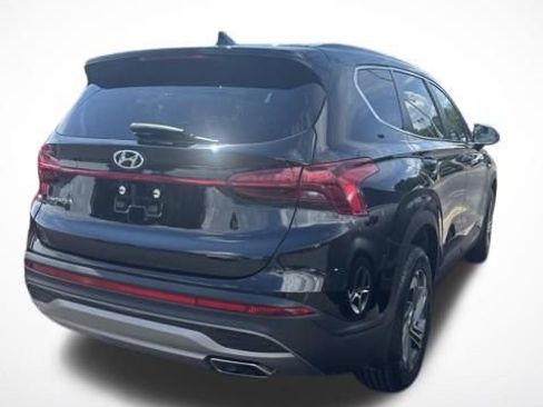 Used 2023 Hyundai Santa Fe SE FWD image 2