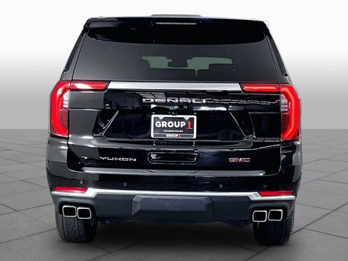Used 2025 GMC Yukon Denali AWD/4WD image 5