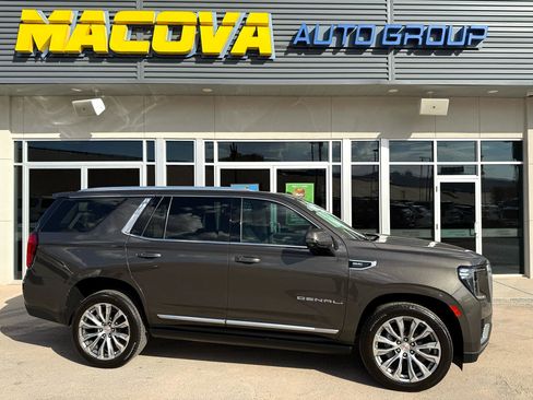 Used 2021 GMC Yukon Denali w/ Denali Premium Package image 1